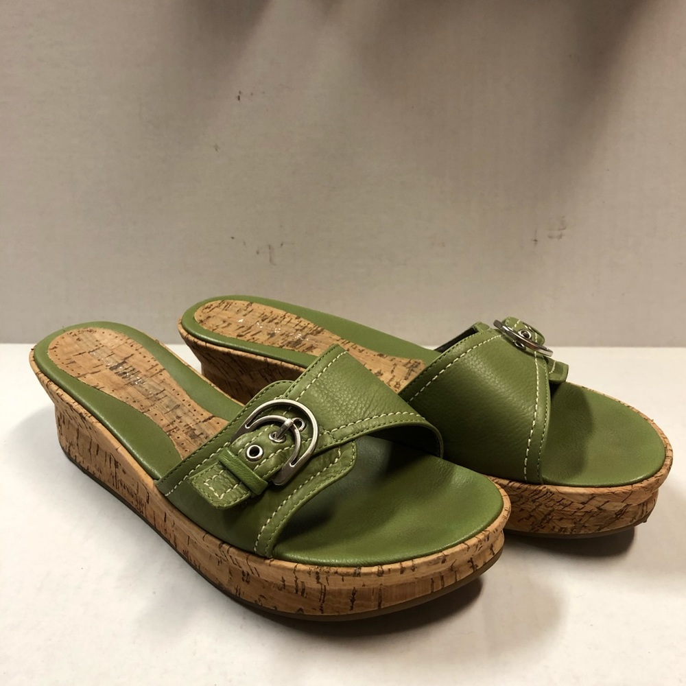 Olive Green Wedge Slide, Antonio Melani size 9 - Picture 2 of 11